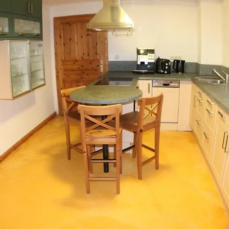 Gutshaus Mit Seeblick - Oekologisch & Nachhaltig Apartamento *