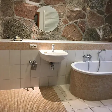 Apartment Gutshaus Mit Seeblick - ökologisch&nachhaltig *