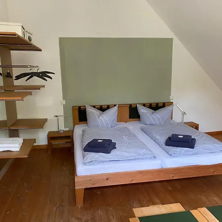 Apartment Gutshaus Mit Seeblick - ökologisch&nachhaltig Lubow