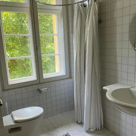 Apartamento Gutshaus Mit Seeblick - Oekologisch & Nachhaltig
