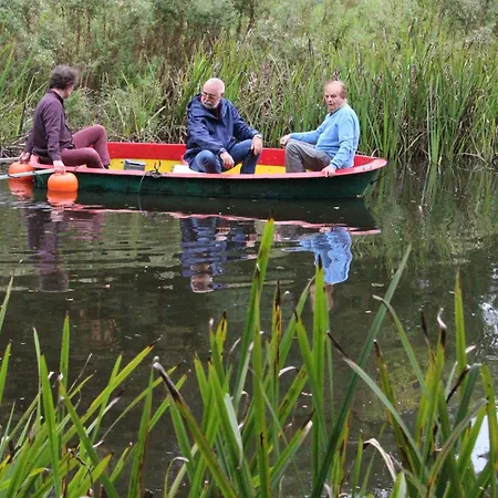 Gutshaus Mit Seeblick - ökologisch&nachhaltig Lubow