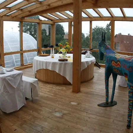 Gutshaus Mit Seeblick - Oekologisch & Nachhaltig Apartamento