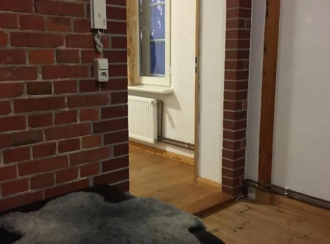 Gutshaus Mit Seeblick - Oekologisch & Nachhaltig Lubow