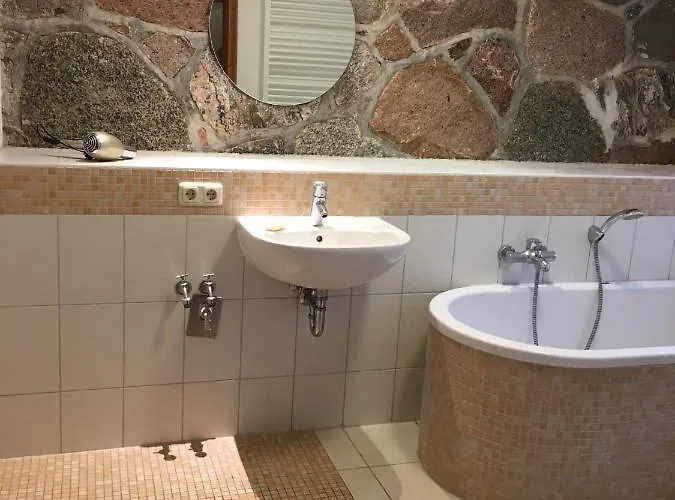 Апартаменты Gutshaus Mit Seeblick - Oekologisch & Nachhaltig *