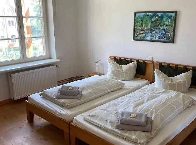 Gutshaus Mit Seeblick - Oekologisch & Nachhaltig דירה