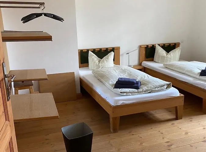 Gutshaus Mit Seeblick - Oekologisch & Nachhaltig Апартаменты