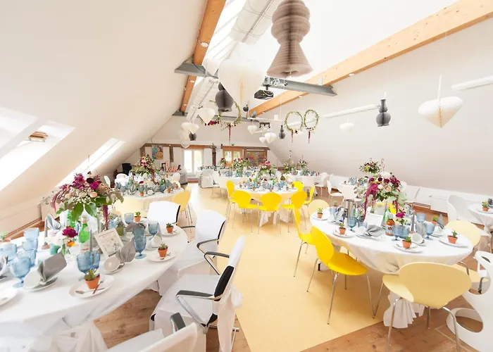 Gutshaus Mit Seeblick - Oekologisch & Nachhaltig Апартаменты Lubow