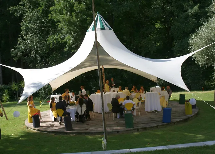 Gutshaus Mit Seeblick - Oekologisch & Nachhaltig Апартаменты