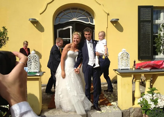 Gutshaus Mit Seeblick - Oekologisch & Nachhaltig Апартаменты