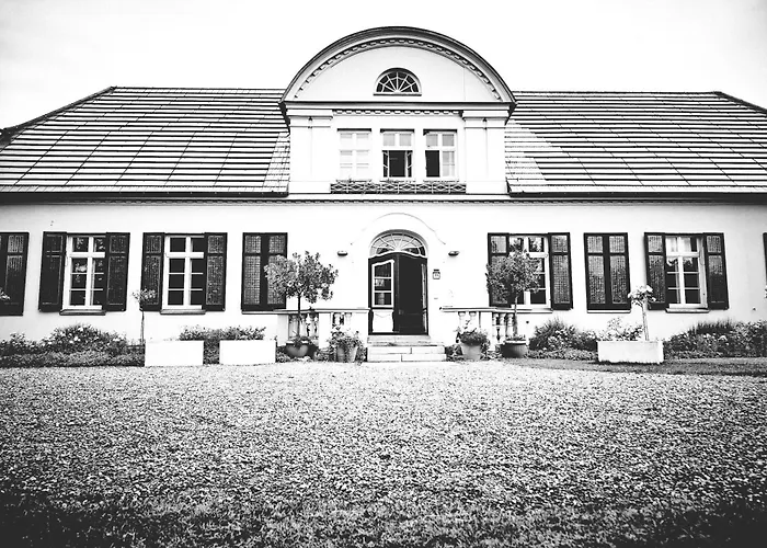 Апартаменты Gutshaus Mit Seeblick - Oekologisch & Nachhaltig